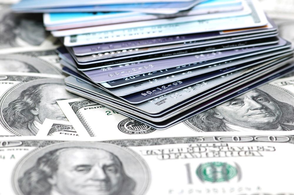 Paying Bills With a Credit Card? Do It Smarter